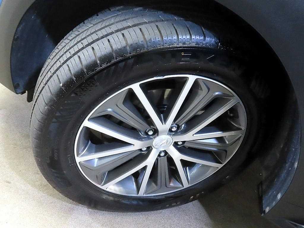 현대 투싼 올뉴투싼 디젤 1.7 2WD 모던 피버 이미지 20