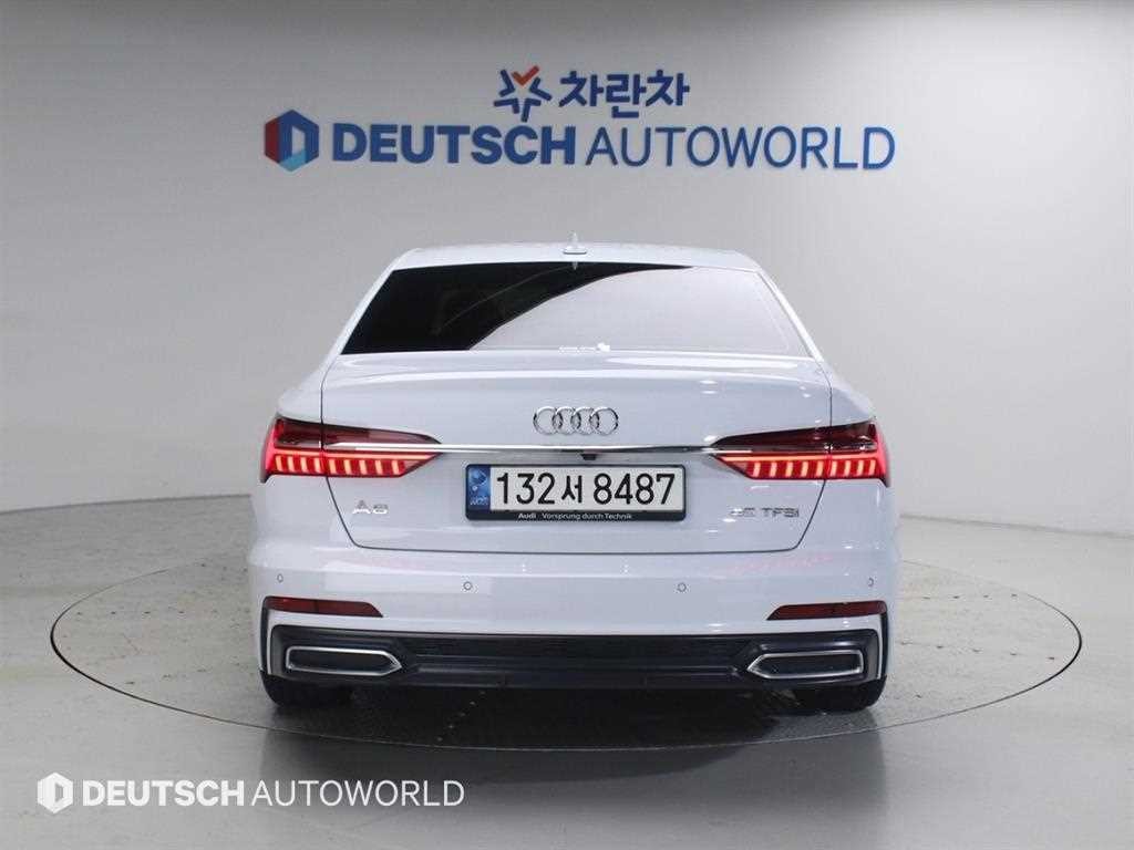아우디 A6 A6 (C8) 45 TFSI 프리미엄 이미지 4