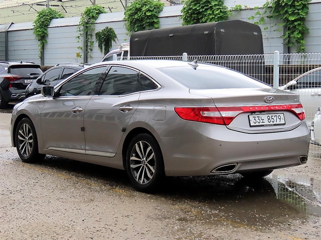 현대 그랜저 그랜저 HG HG240 LUXURY 이미지 3