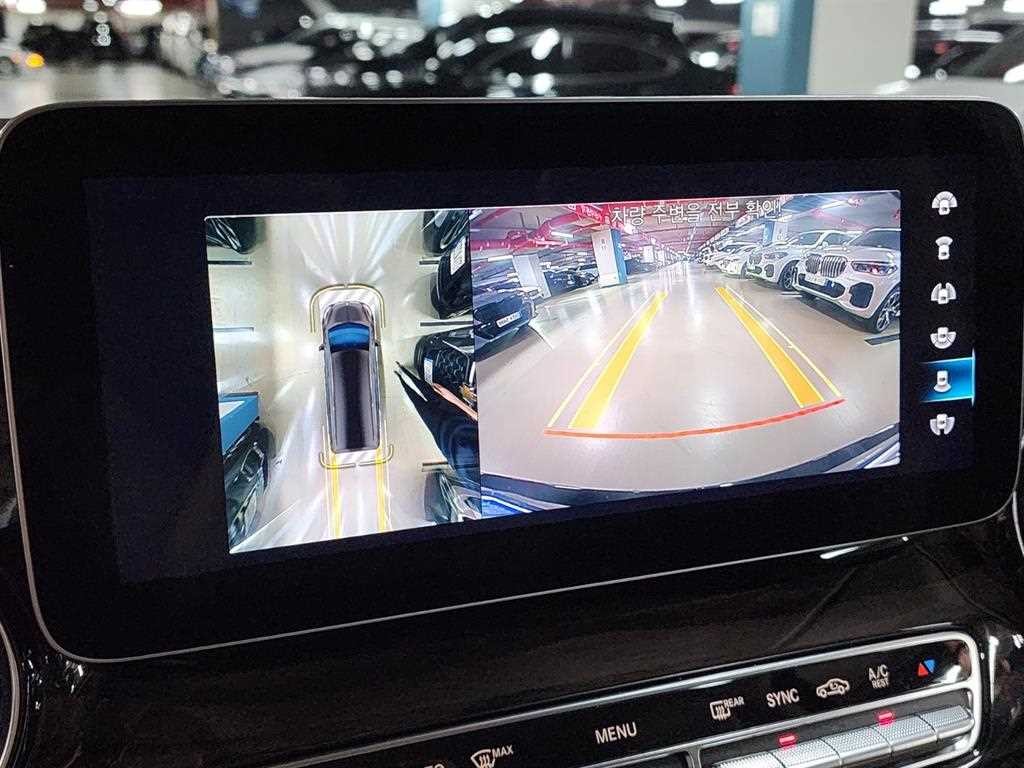 벤츠 V 클래스 V클래스 V300 d 4MATIC 이미지 12