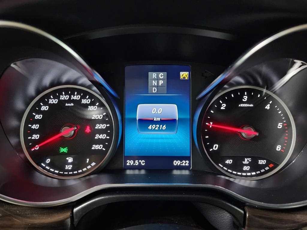 벤츠 V 클래스 V클래스 V300 d 4MATIC 이미지 7