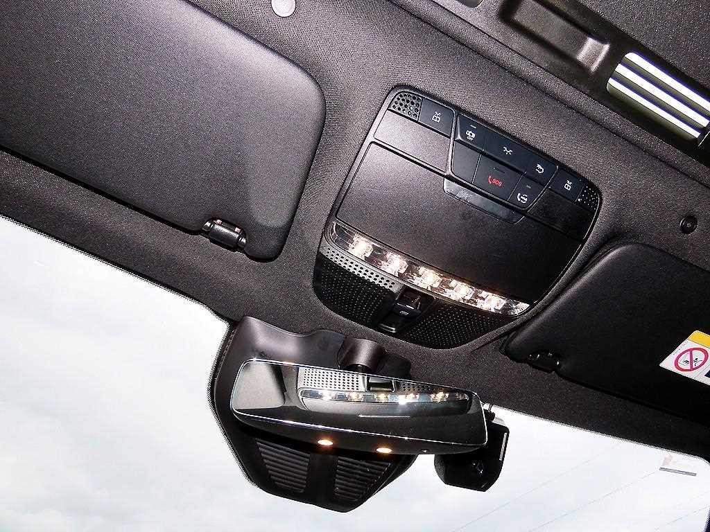 벤츠 GLC 클래스 GLC클래스 X253 GLC 300 e 4MATIC 쿠페 이미지 12