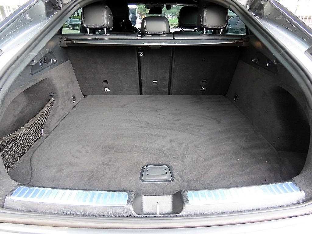 벤츠 GLC 클래스 GLC클래스 X253 GLC 300 e 4MATIC 쿠페 이미지 14