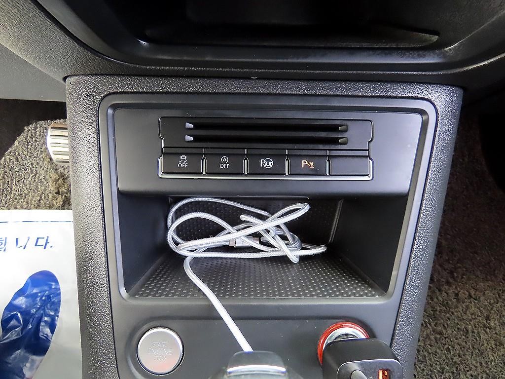 폭스바겐 티구안 뉴티구안 2.0 TDI R-라인 이미지 15