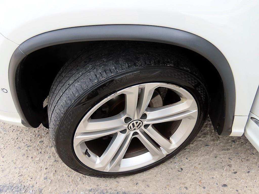 폭스바겐 티구안 뉴티구안 2.0 TDI R-라인 이미지 20