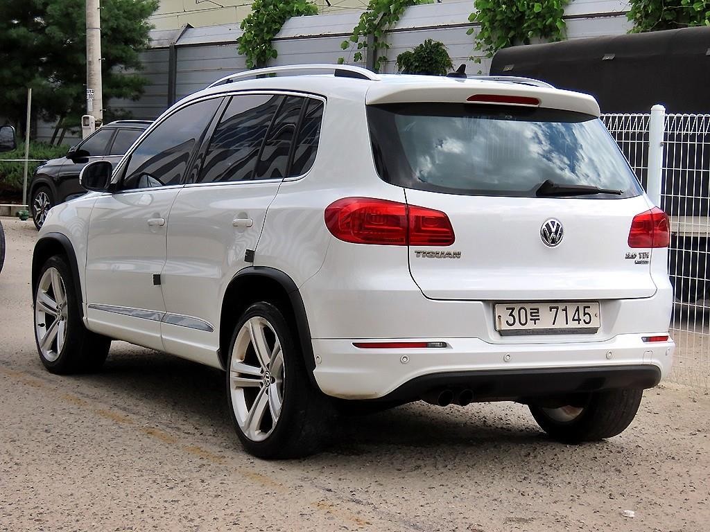 폭스바겐 티구안 뉴티구안 2.0 TDI R-라인 이미지 3