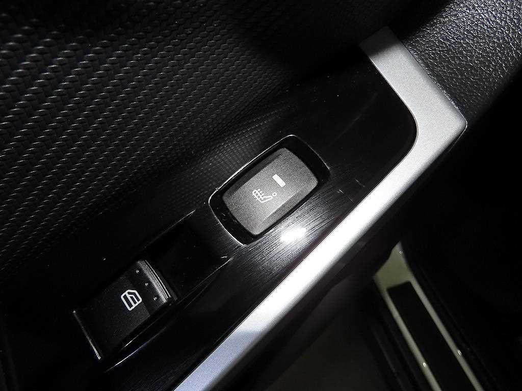 KG모빌리티(쌍용) 코란도 뉴스타일코란도C 2.2 RX 2WD 고급형 이미지 15