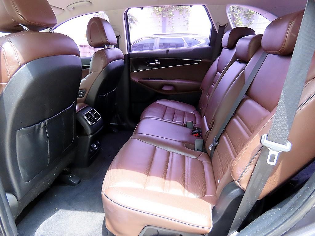 기아 쏘렌토 올 뉴 쏘렌토 디젤 4WD 2.0 노블레스 이미지 6