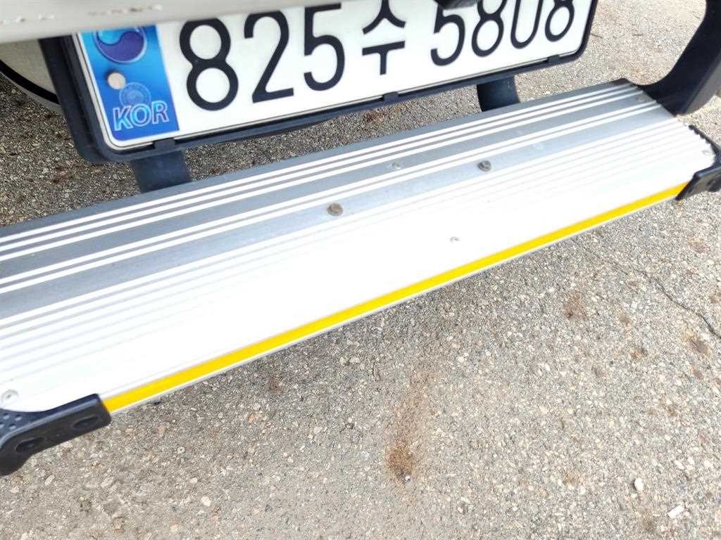 소형화물 내장탑 [내장탑]포터2 (LPG2.5터보) 슈퍼캡/초장축 모던플러스 이미지 17