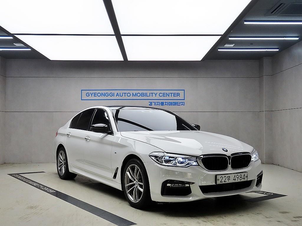 BMW 5시리즈 5시리즈 (G30) 520d M 스포츠 이미지 1
