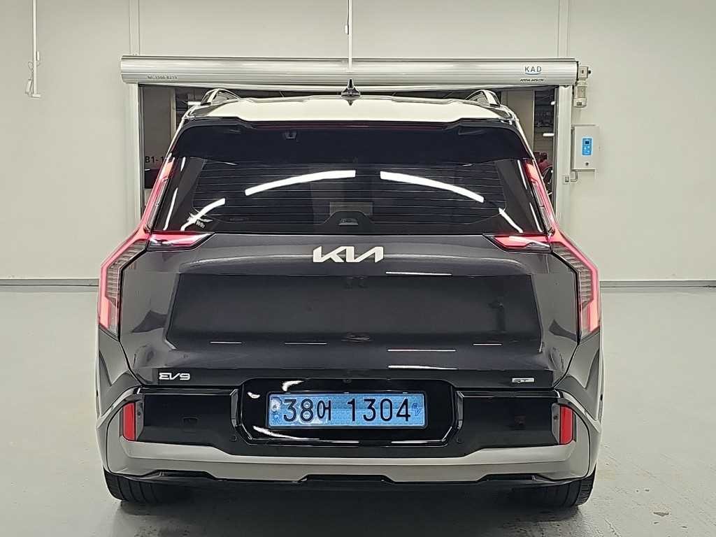 기아 EV9 롱레인지 4WD GT Line 이미지 3