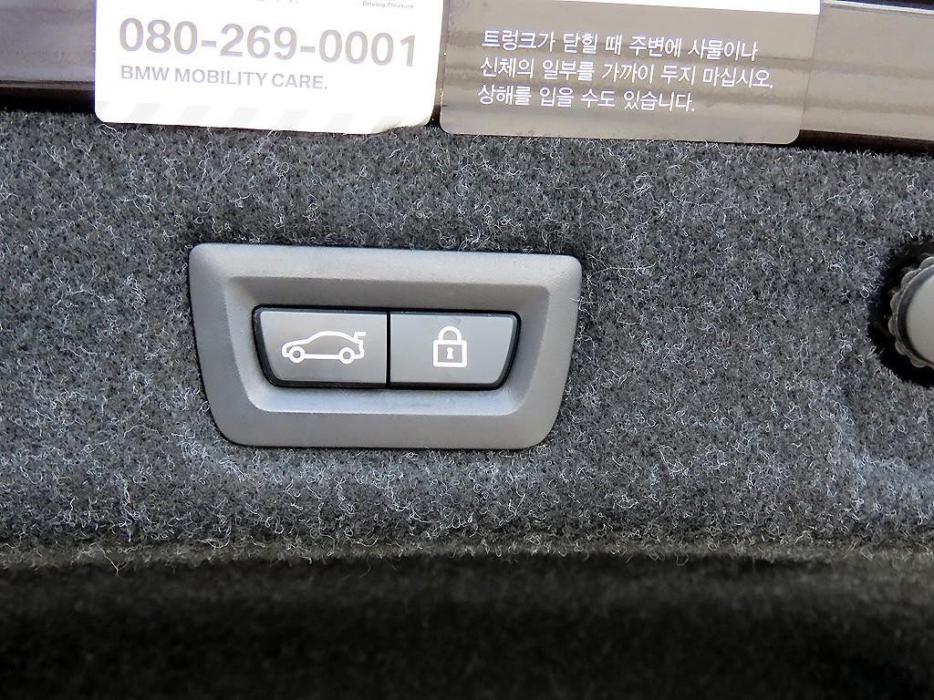 BMW 5시리즈 5시리즈 (G30) 520d M 스포츠 플러스 이미지 17