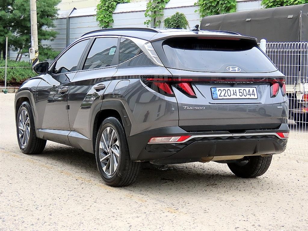 현대 투싼 투싼 (NX4) 디젤 2.0 4WD 프리미엄 이미지 3