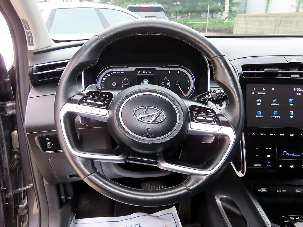 현대 투싼 투싼 (NX4) 디젤 2.0 4WD 프리미엄 이미지 8