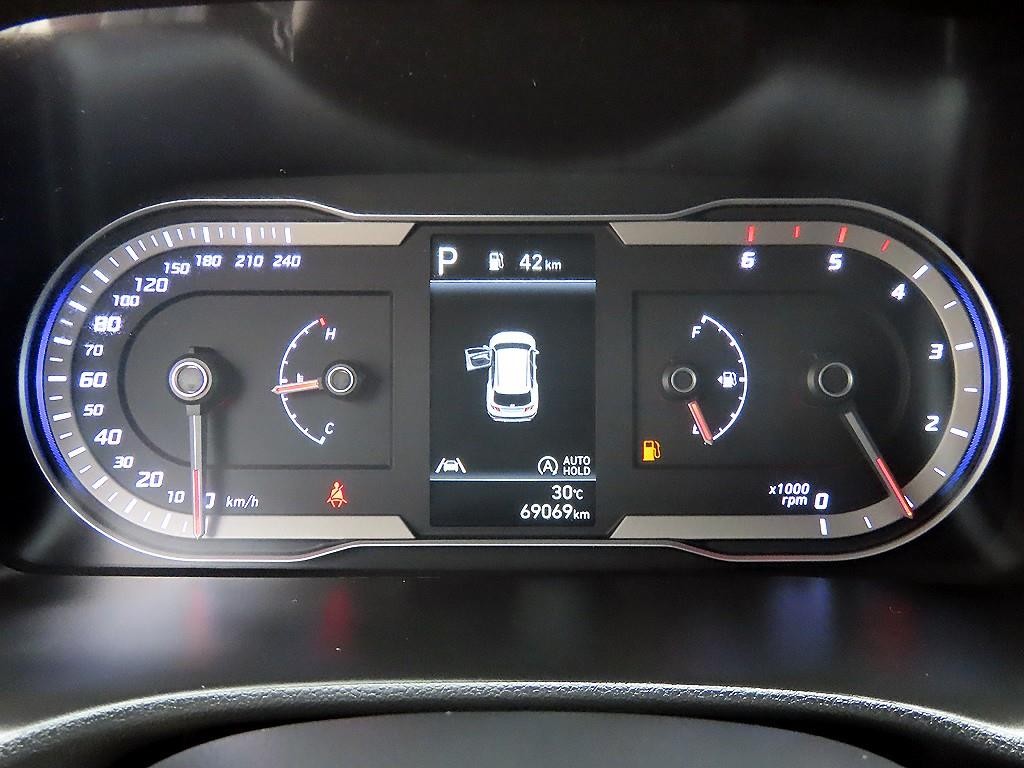 현대 투싼 투싼 (NX4) 디젤 2.0 4WD 프리미엄 이미지 9