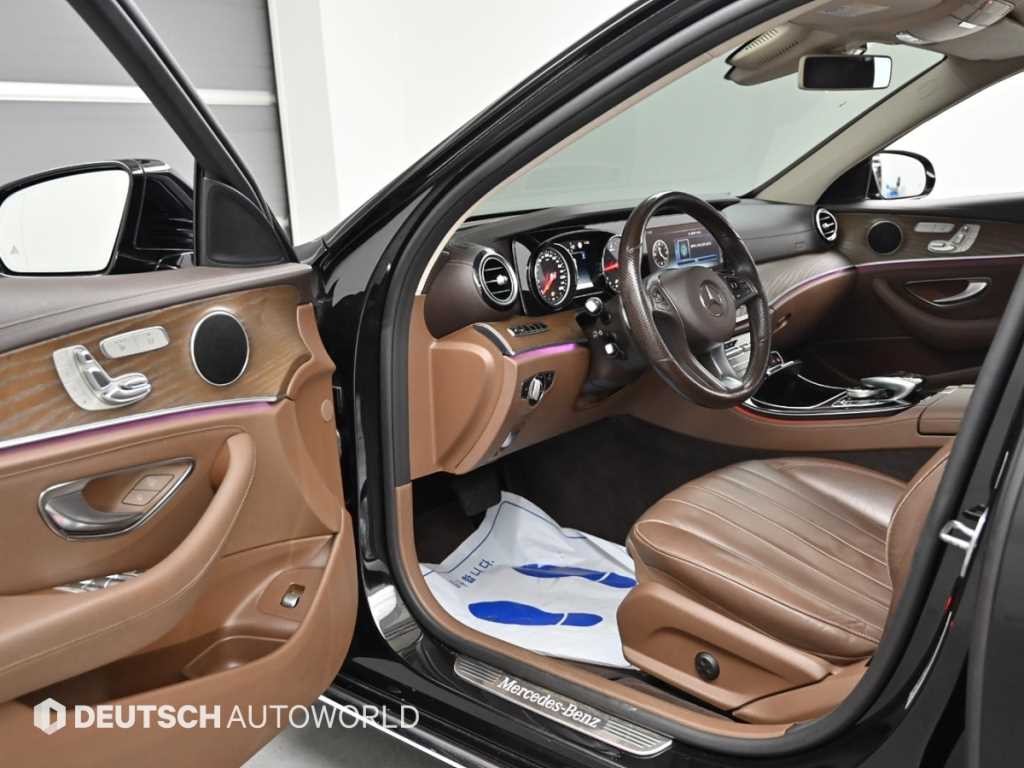 벤츠 E 클래스 E-클래스 W213 E220d 익스클루시브 이미지 11
