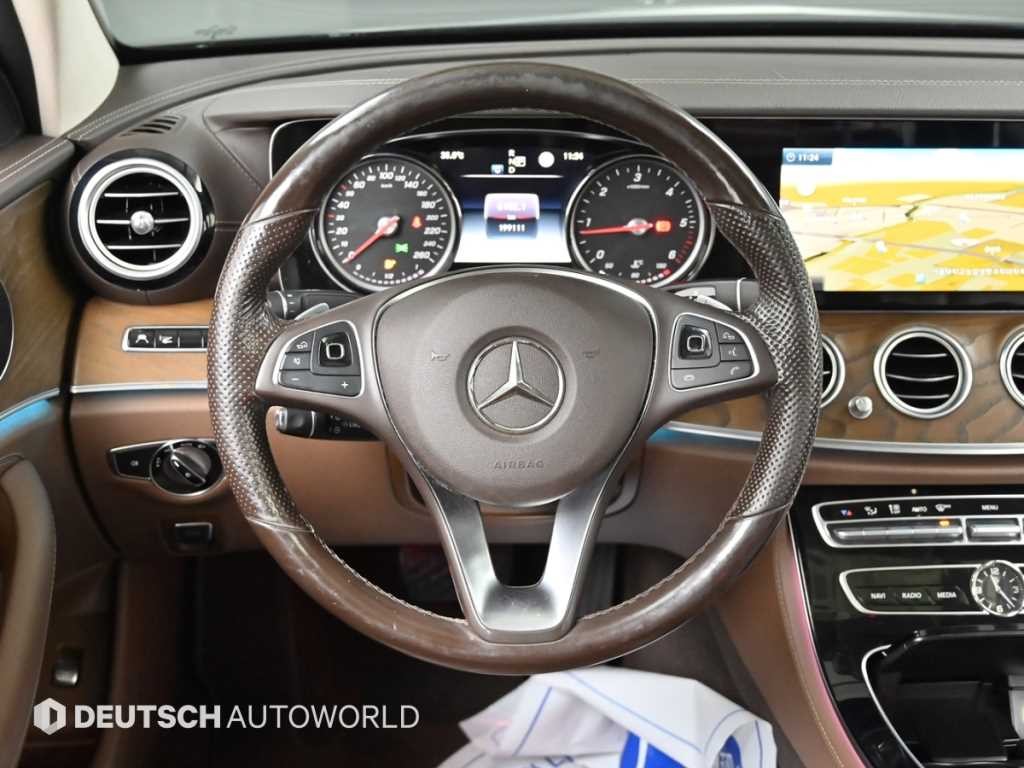 벤츠 E 클래스 E-클래스 W213 E220d 익스클루시브 이미지 13