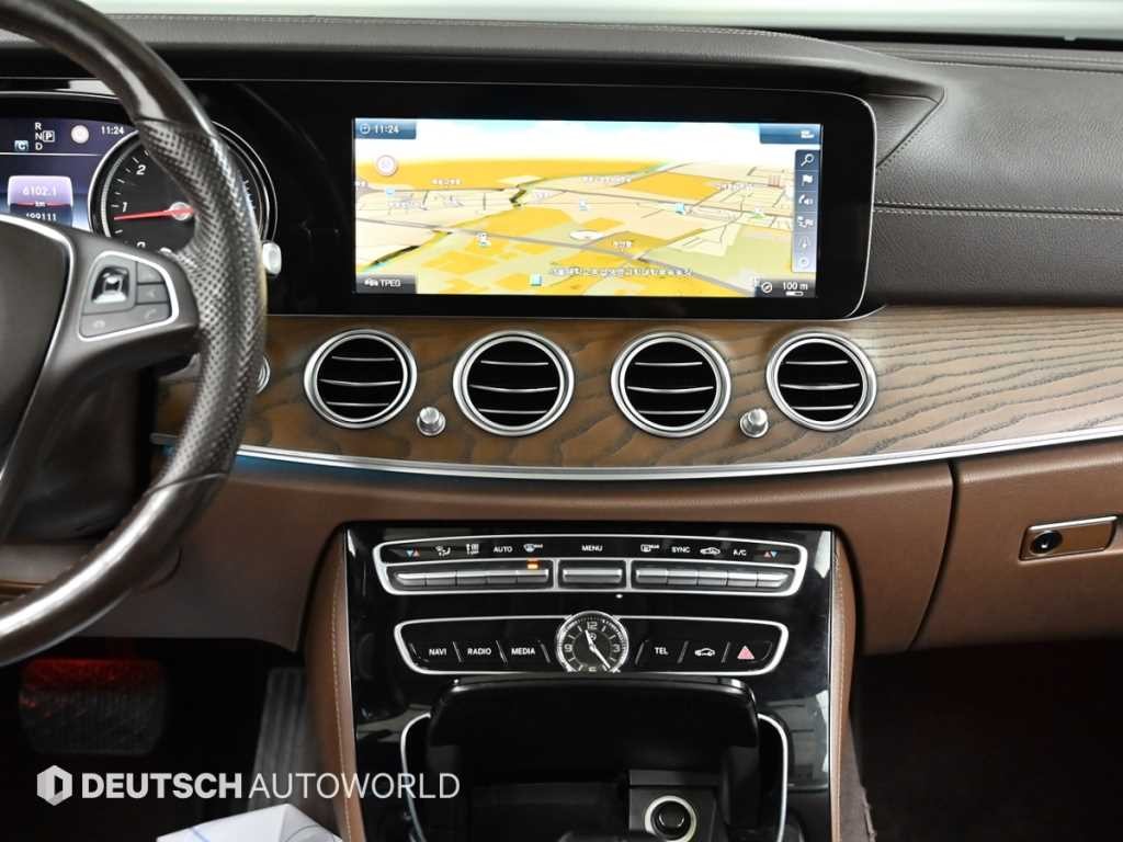 벤츠 E 클래스 E-클래스 W213 E220d 익스클루시브 이미지 14