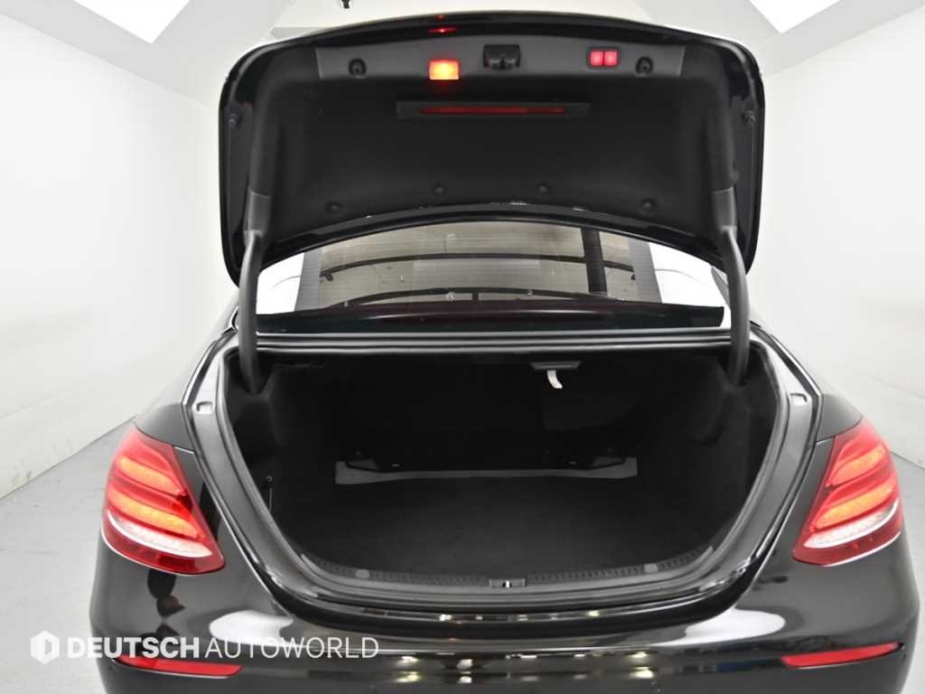 벤츠 E 클래스 E-클래스 W213 E220d 익스클루시브 이미지 19