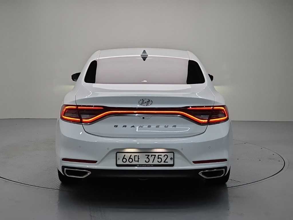 현대 그랜저 그랜저 IG 2.4 GDI 익스클루시브 스페셜 이미지 3