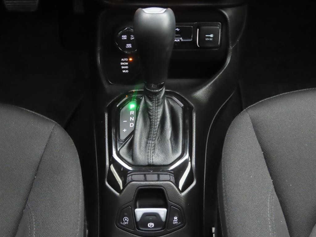 지프 레니게이드 2.0 디젤 이글 에디션 AWD 이미지 11