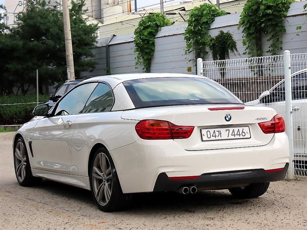 BMW 4시리즈 4시리즈 (F32) 428i 컨버터블 M 스포츠 이미지 3