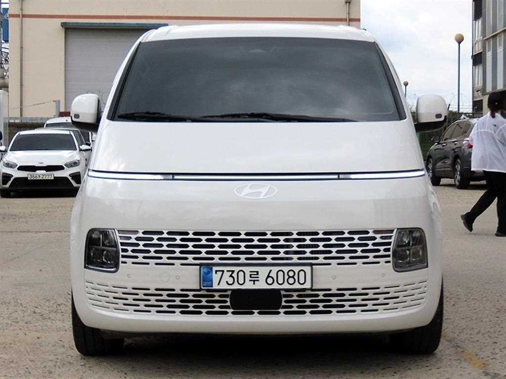 현대 스타리아 4WD 디젤 투어러 모던 이미지 1