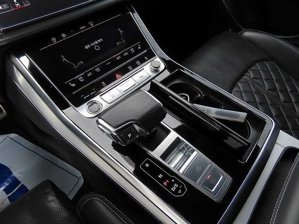 아우디 Q8 50 TDI 콰트로 프리미엄 이미지 11
