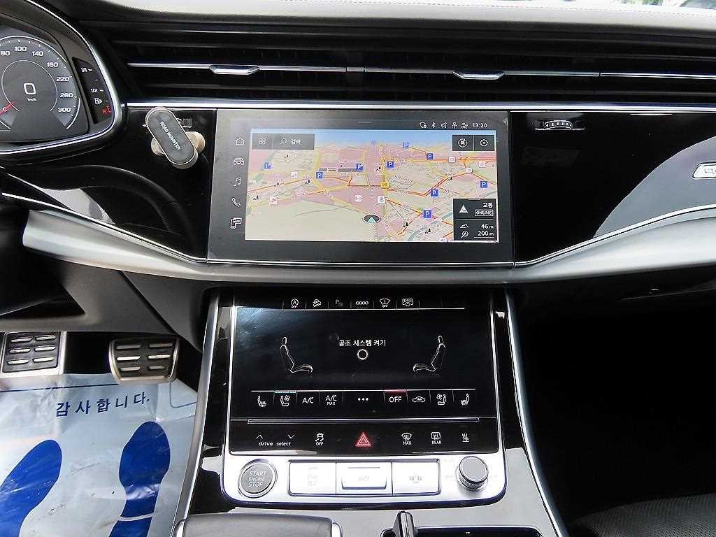 아우디 Q8 50 TDI 콰트로 프리미엄 이미지 12