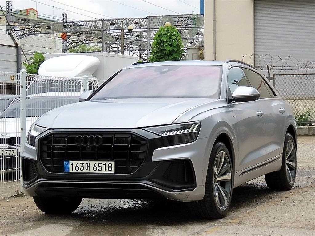 아우디 Q8 50 TDI 콰트로 프리미엄 이미지 2