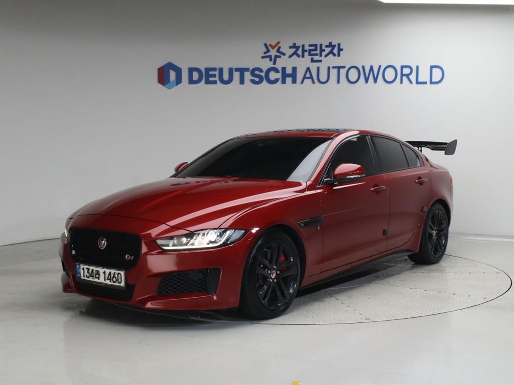 재규어 XE 3.0 SC S 이미지 1