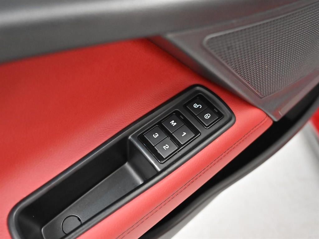 재규어 XE 3.0 SC S 이미지 17