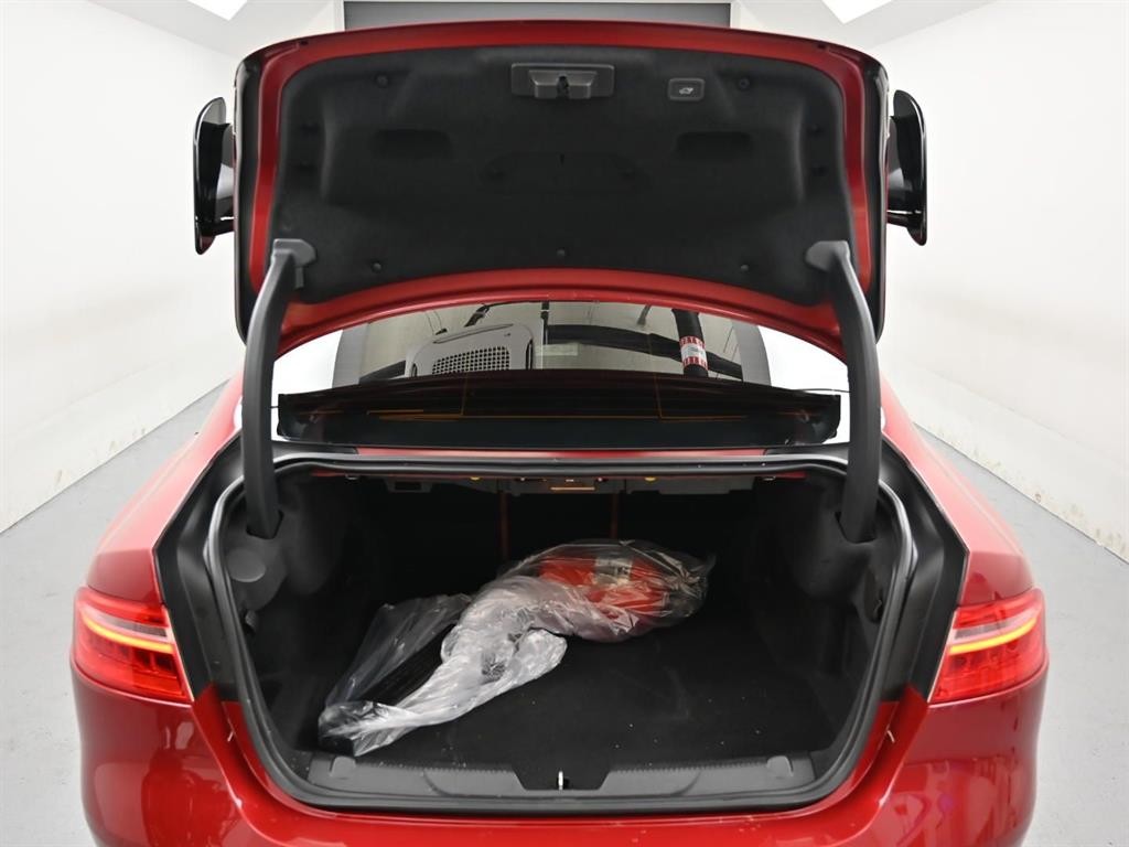 재규어 XE 3.0 SC S 이미지 19