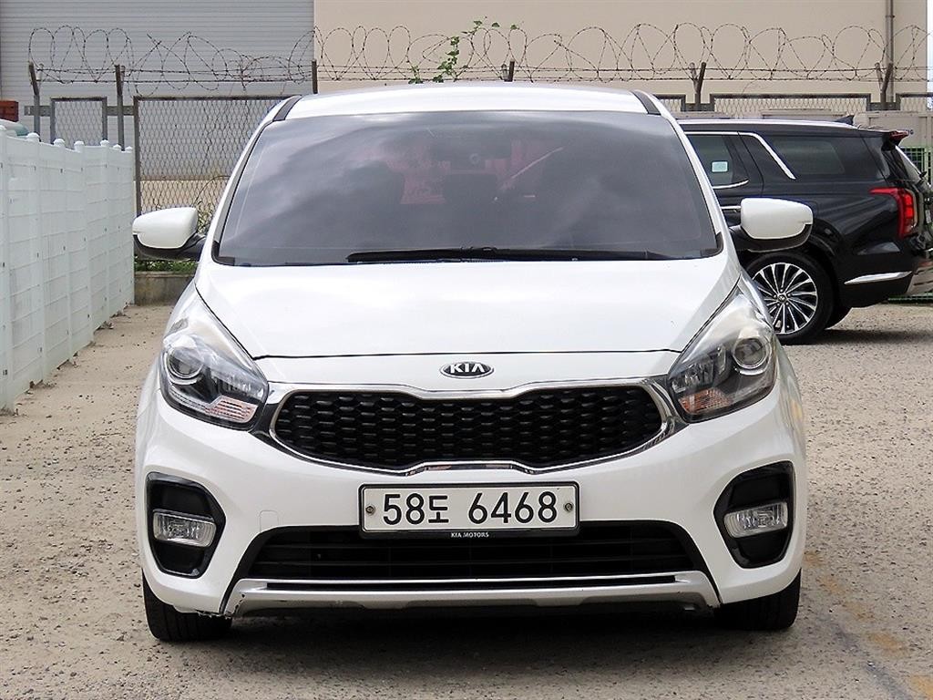 기아 카렌스 더뉴 카렌스 2.0 LPI 럭셔리 이미지 1