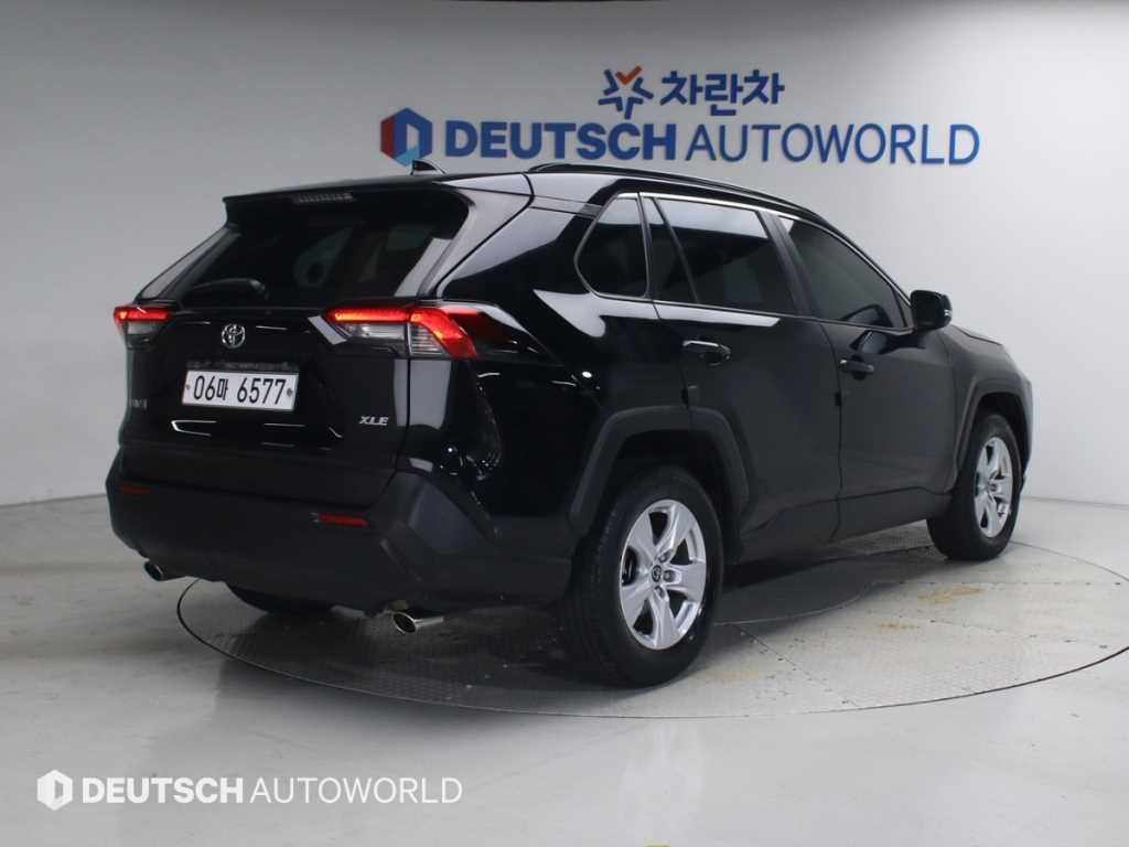 토요타 라브4 RAV4(5세대) 2.5 2WD 이미지 2