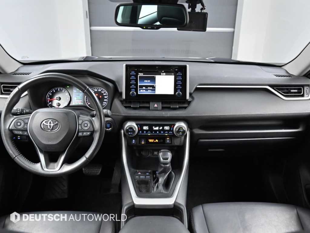 토요타 라브4 RAV4(5세대) 2.5 2WD 이미지 7