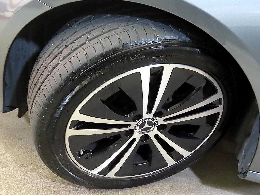 벤츠 E 클래스 E-클래스 W213 E250 아방가르드 이미지 20