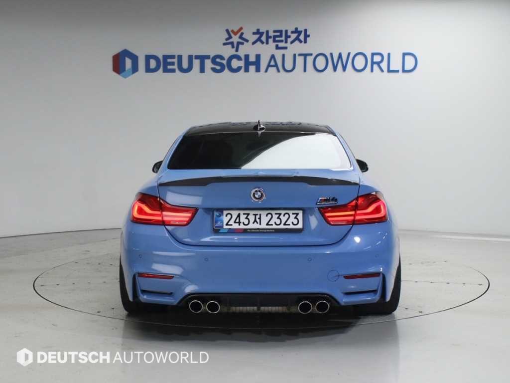 BMW 4시리즈 M4 (F82) 쿠페 컴패티션 이미지 4