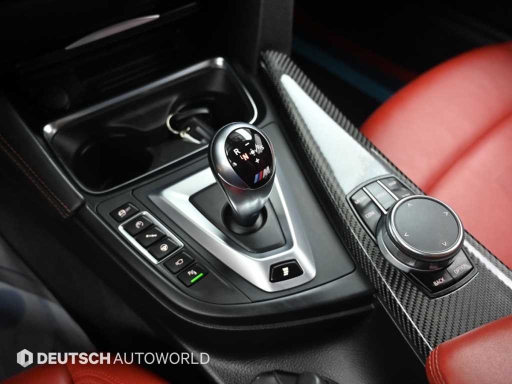 BMW 4시리즈 M4 (F82) 쿠페 컴패티션 이미지 9