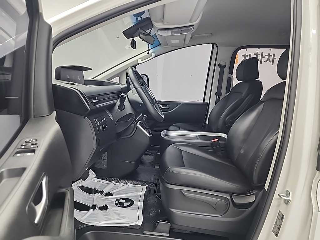 현대 스타리아 2WD 디젤 카고 모던 5인승 이미지 11