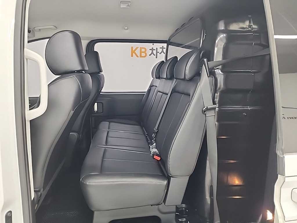 현대 스타리아 2WD 디젤 카고 모던 5인승 이미지 12