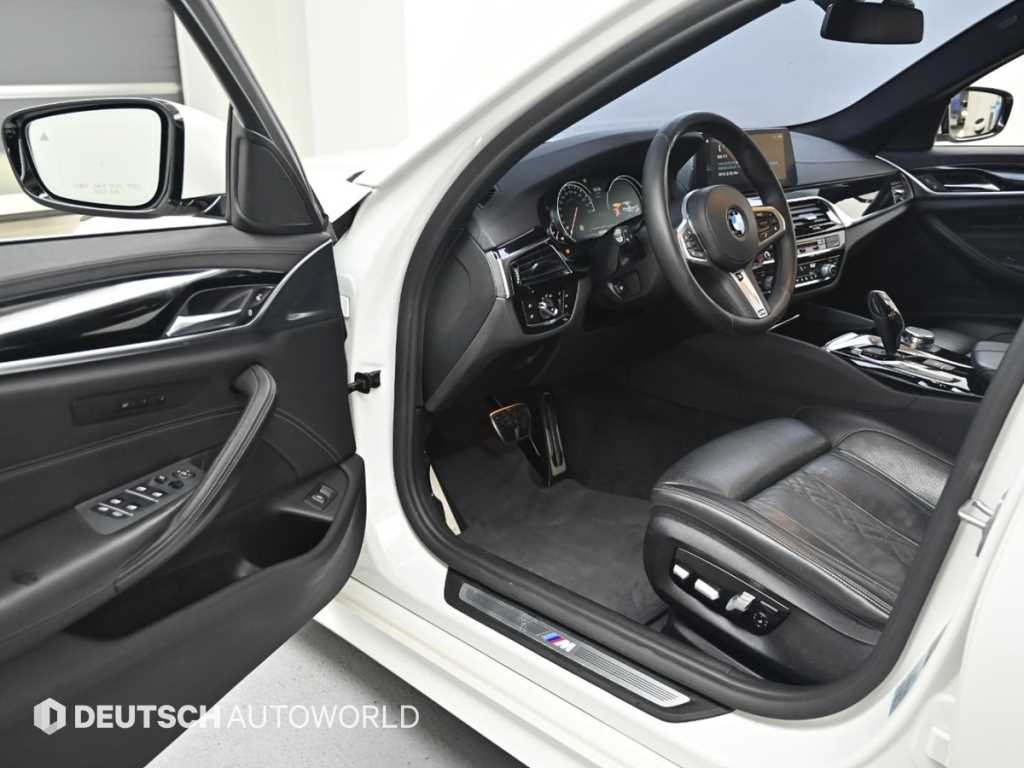 BMW 5시리즈 5시리즈 (G30) 530i M 스포츠 플러스 이미지 11