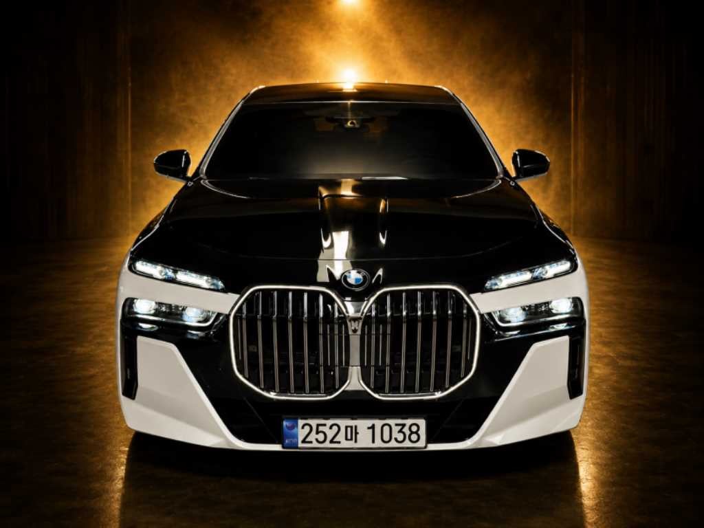 BMW 7시리즈 7시리즈 (G70) 740i xDrive M 스포츠 리미티드 이미지 1