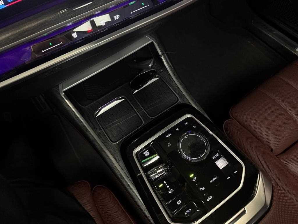 BMW 7시리즈 7시리즈 (G70) 740i xDrive M 스포츠 리미티드 이미지 15