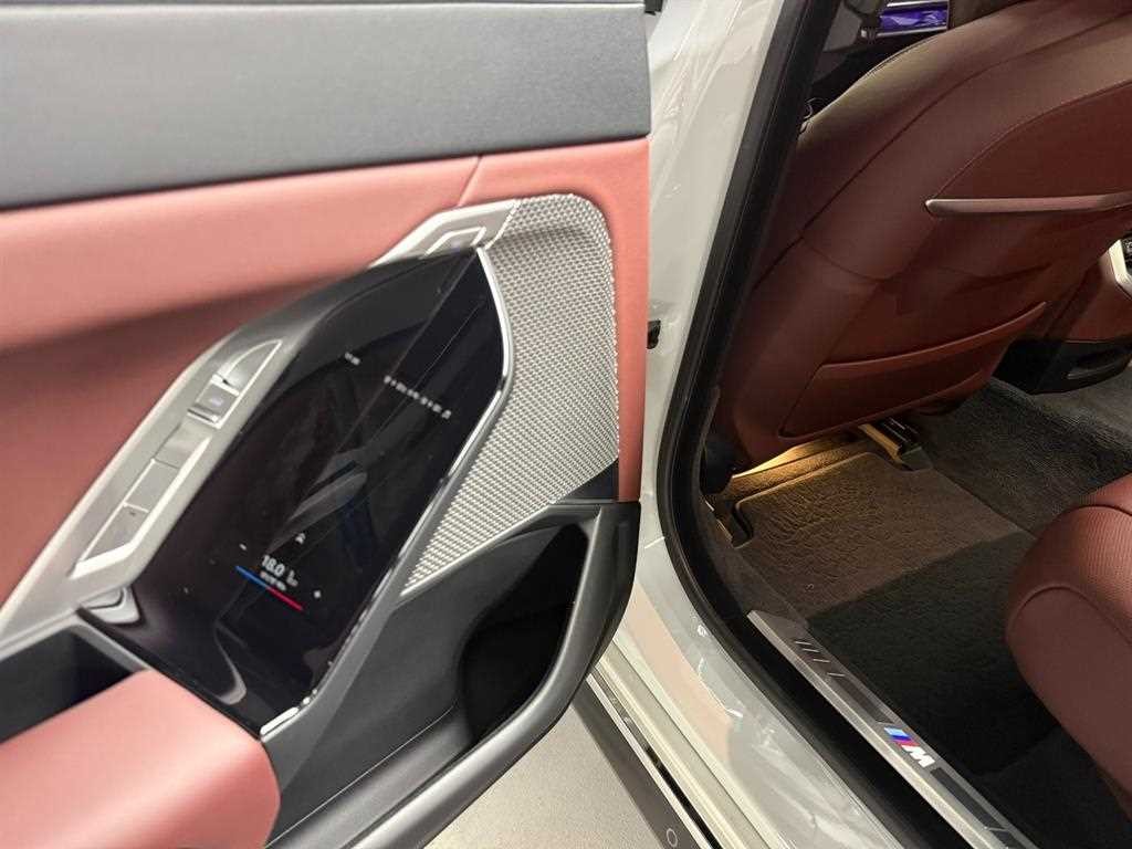 BMW 7시리즈 7시리즈 (G70) 740i xDrive M 스포츠 리미티드 이미지 18
