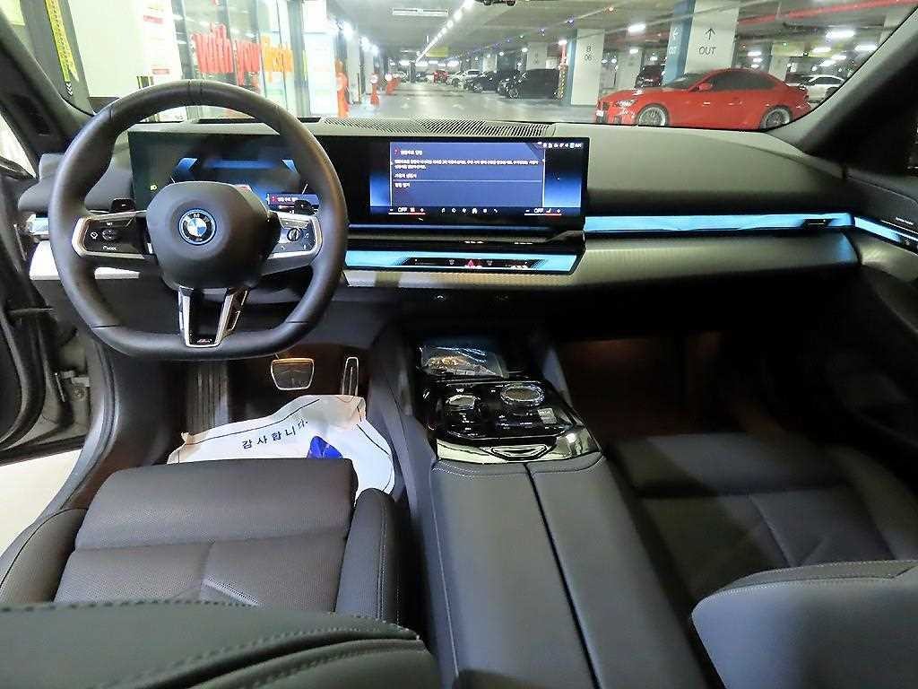 BMW 5시리즈 5시리즈 (G60) 530e xDrive M 스포츠 프로 이미지 10