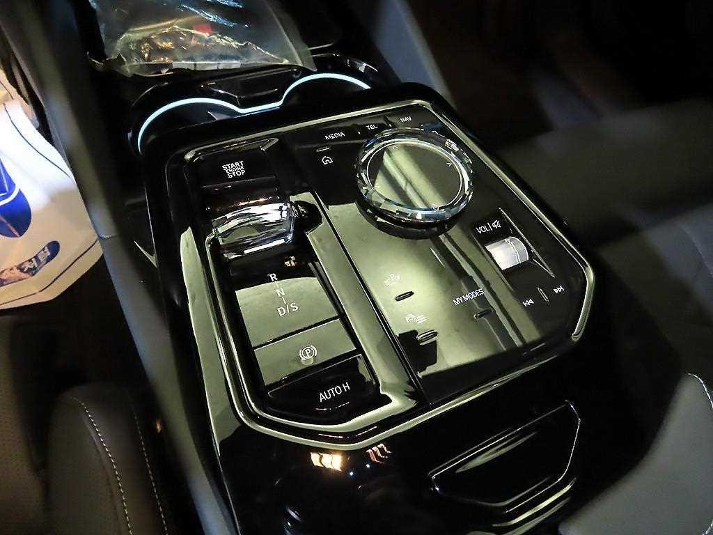 BMW 5시리즈 5시리즈 (G60) 530e xDrive M 스포츠 프로 이미지 12