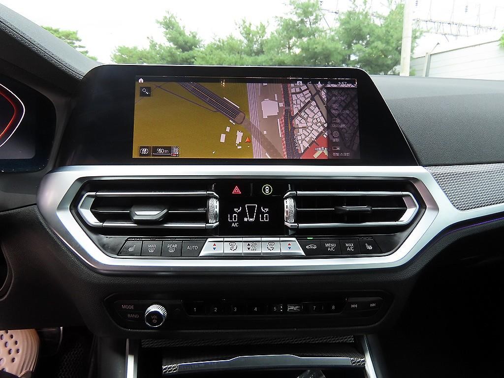 BMW 3시리즈 3시리즈 (F30) 320i M 스포츠 이미지 14