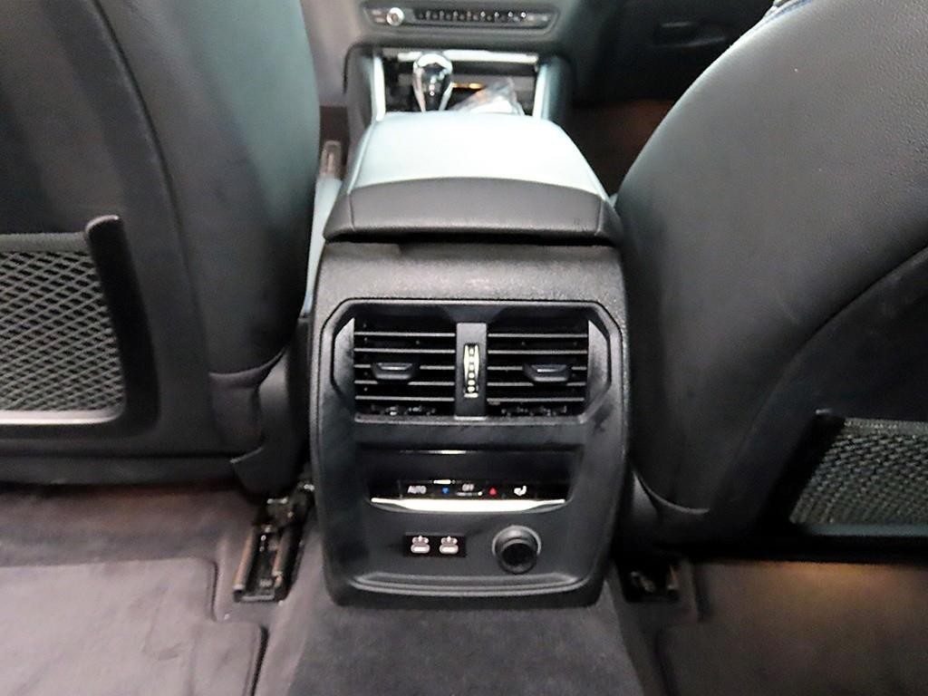 BMW 3시리즈 3시리즈 (F30) 320i M 스포츠 이미지 17