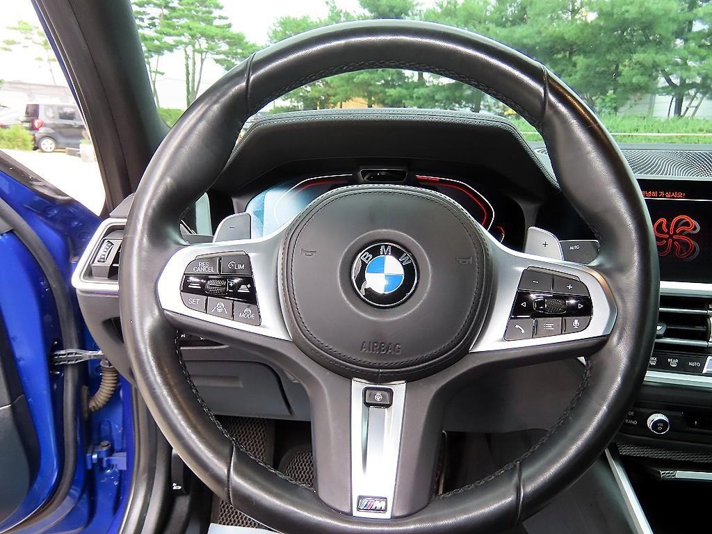 BMW 3시리즈 3시리즈 (F30) 320i M 스포츠 이미지 8